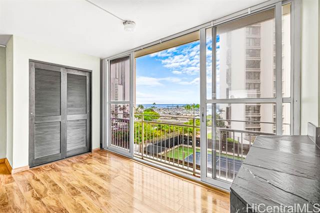 Primary photo for MLS#202528215
