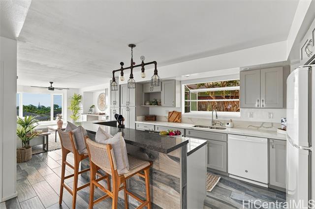Primary photo for MLS#202616829
